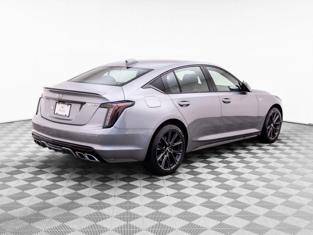 Cadillac CT5-V 2026