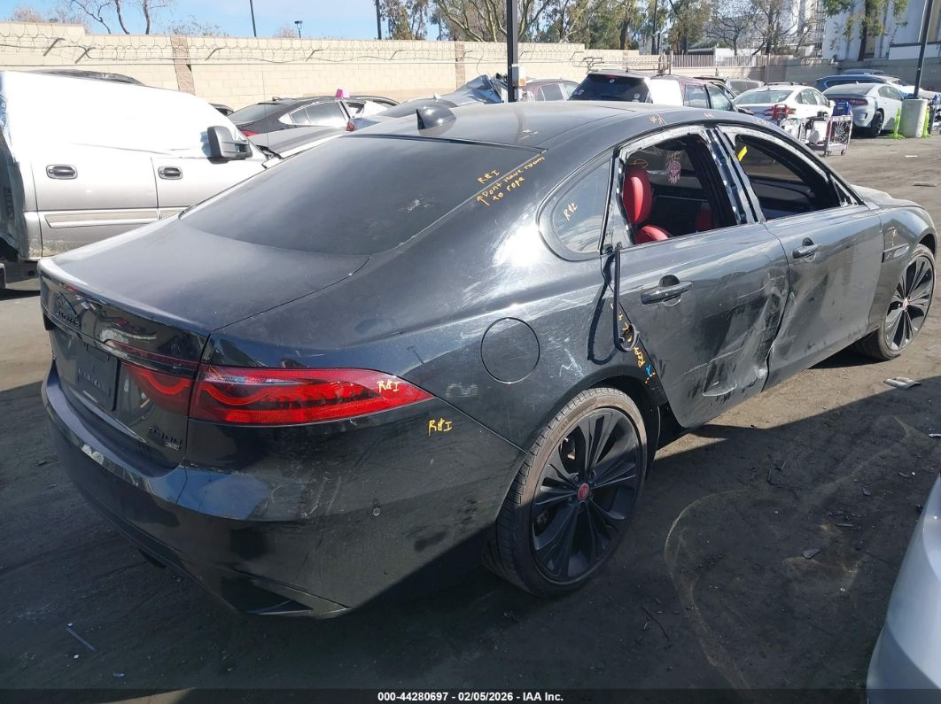 Jaguar XF 2021