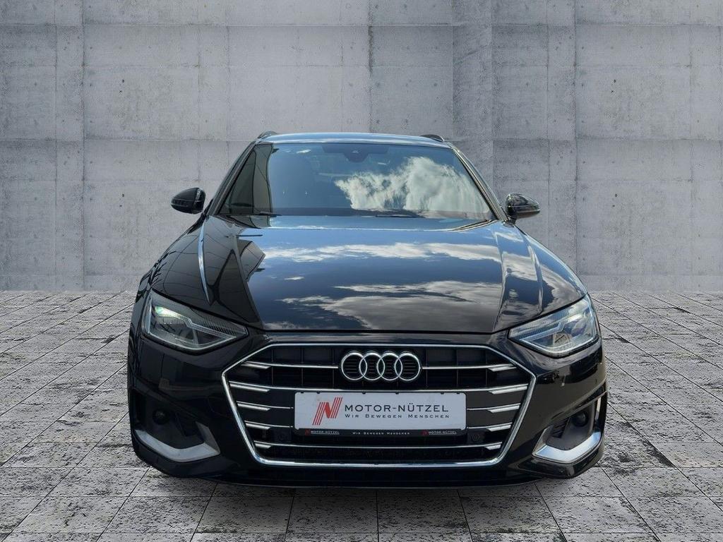 Audi A4 2023