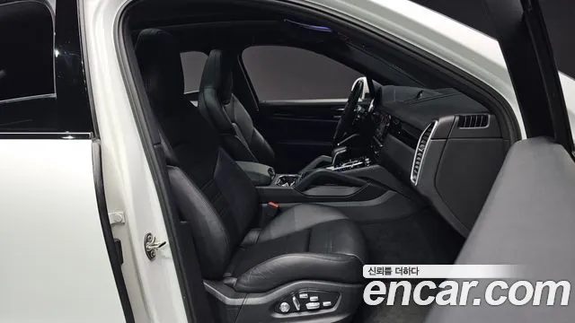 Porsche Cayenne 2020