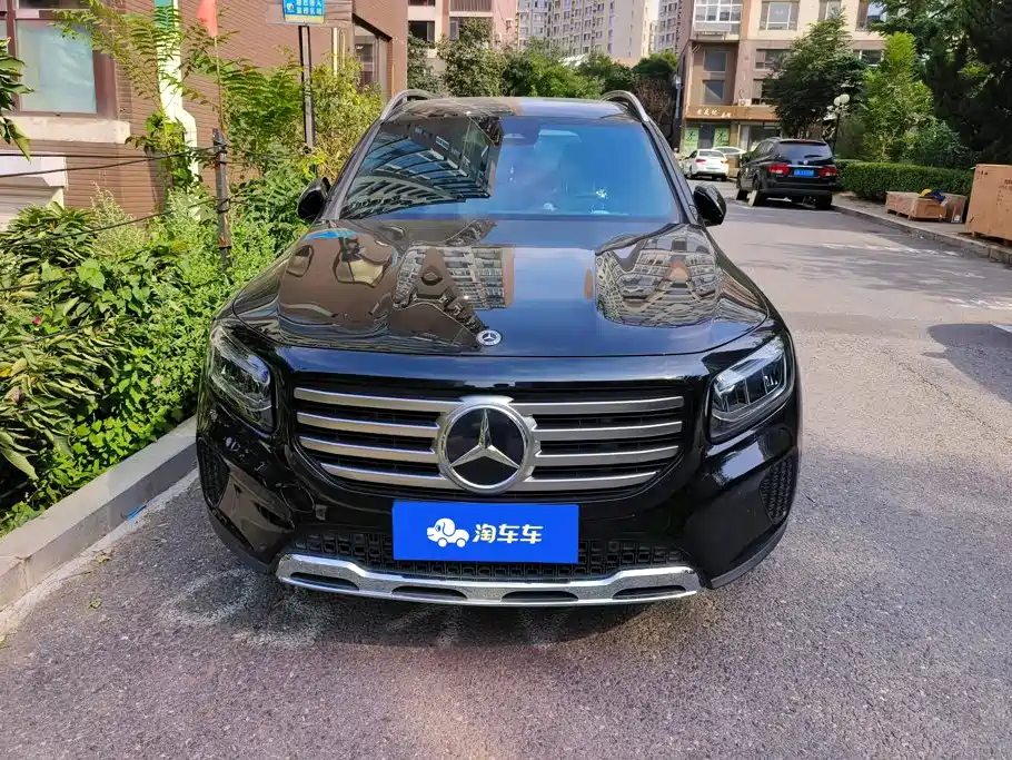 Mercedes-Benz GLB 2024