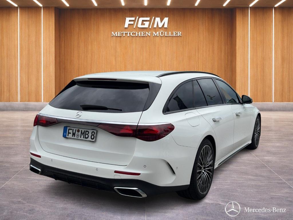 Mercedes-Benz E 220 2025