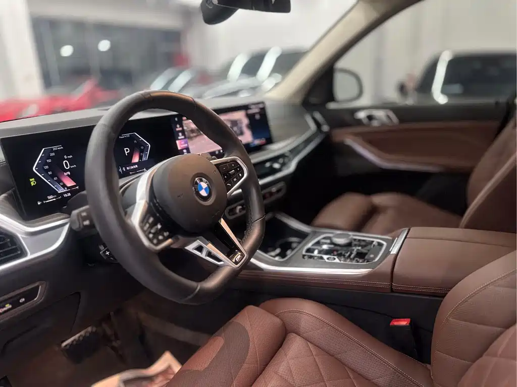 BMW X7 2023