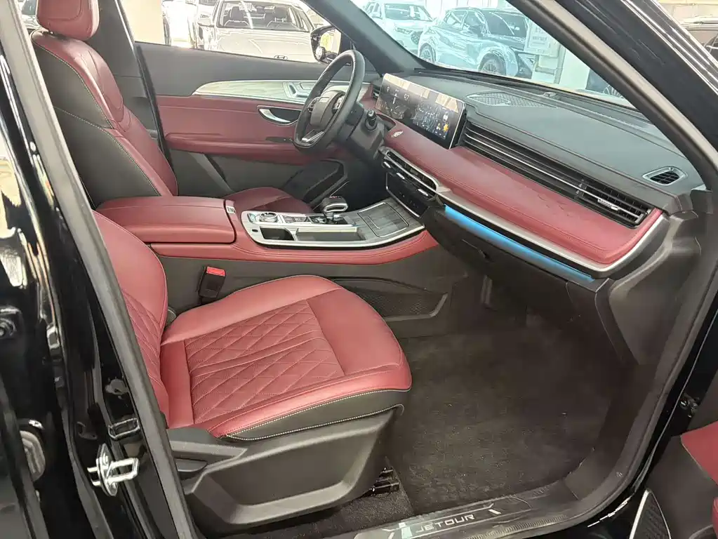 Jetour X70 PLUS 2023