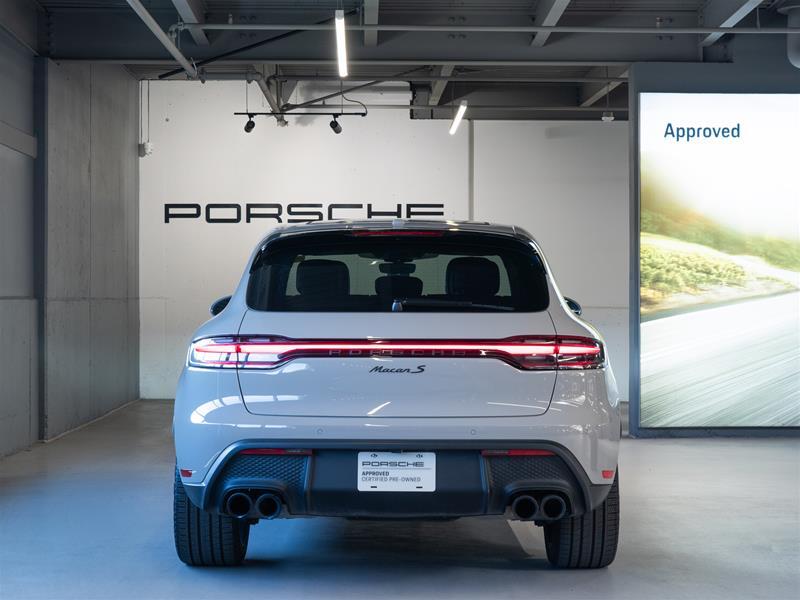 Porsche Macan 2024