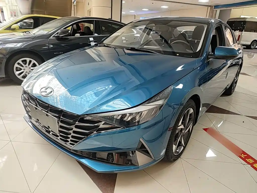 Hyundai Elantra 2021