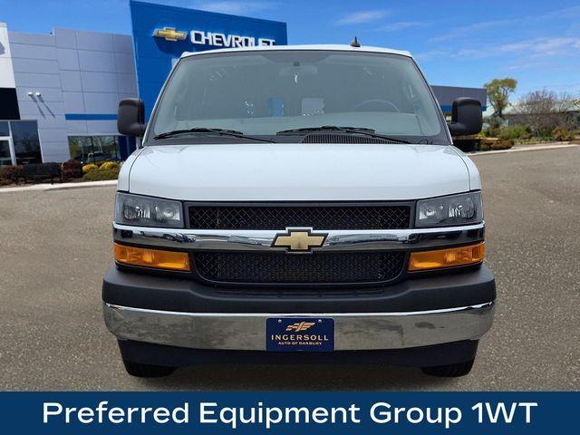 Chevrolet Express 2024