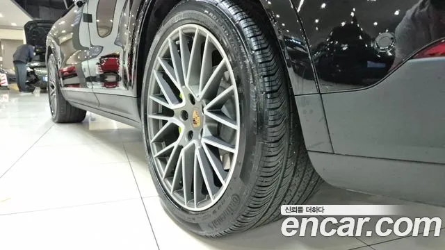 Porsche Cayenne 2023