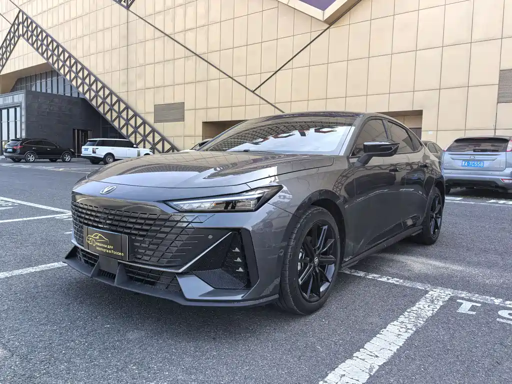 Changan UNI-V 2022