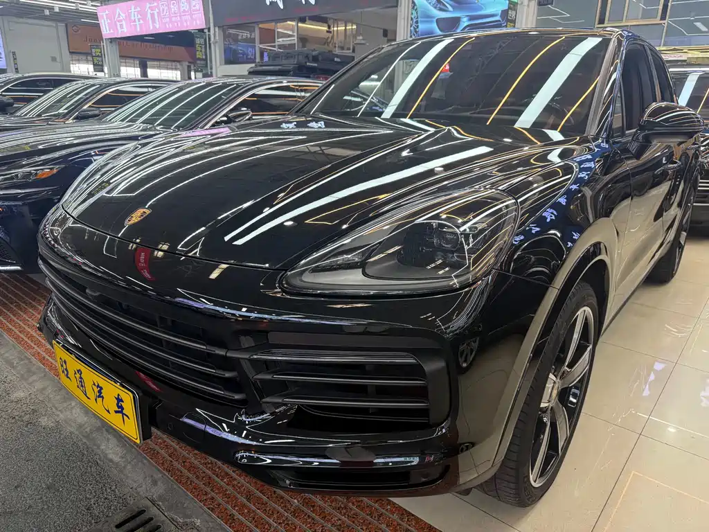 Porsche Cayenne 2023