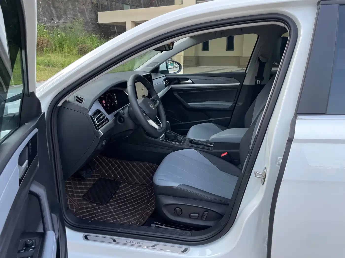 Volkswagen Lavida 2024
