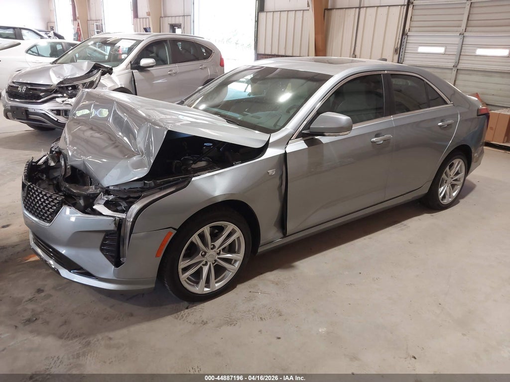 Cadillac CT4 2025