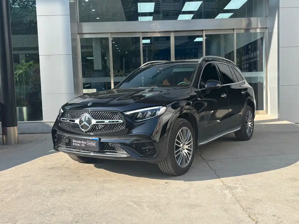 Mercedes-Benz GLC 2023