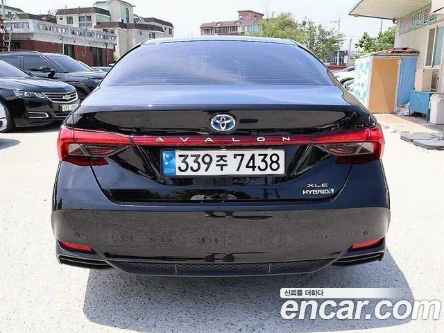 Toyota Avalon 2022