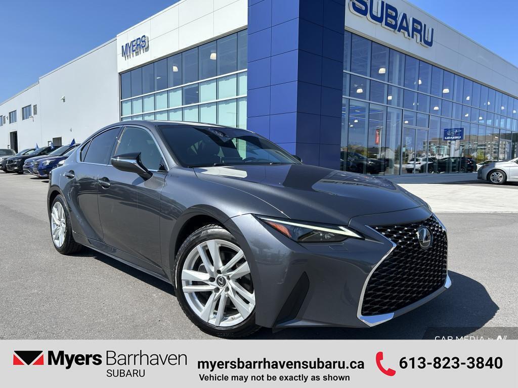 Lexus IS 2021