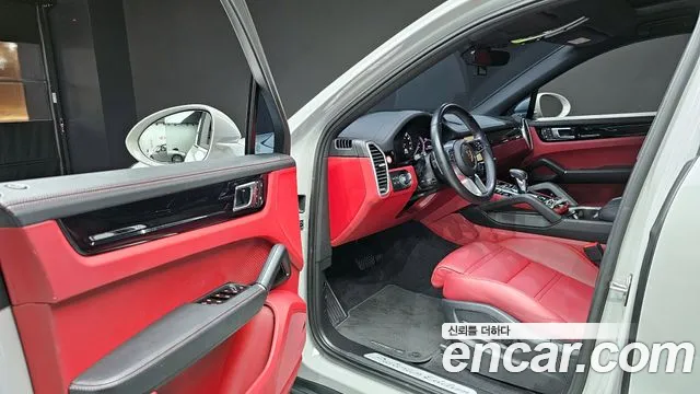 Porsche Cayenne 2023