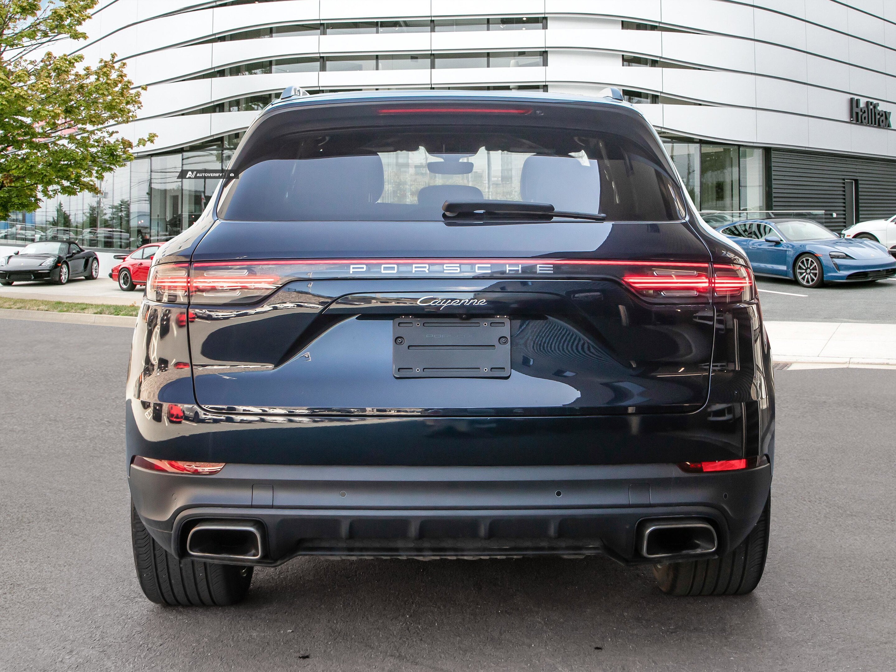 Porsche Cayenne 2021