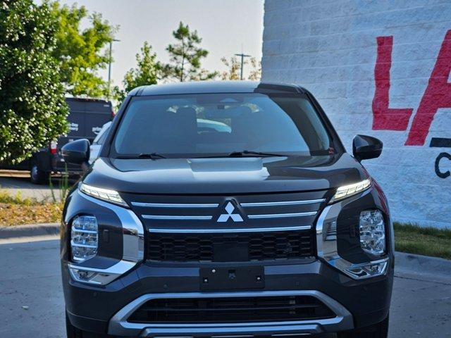 Mitsubishi Outlander 2025
