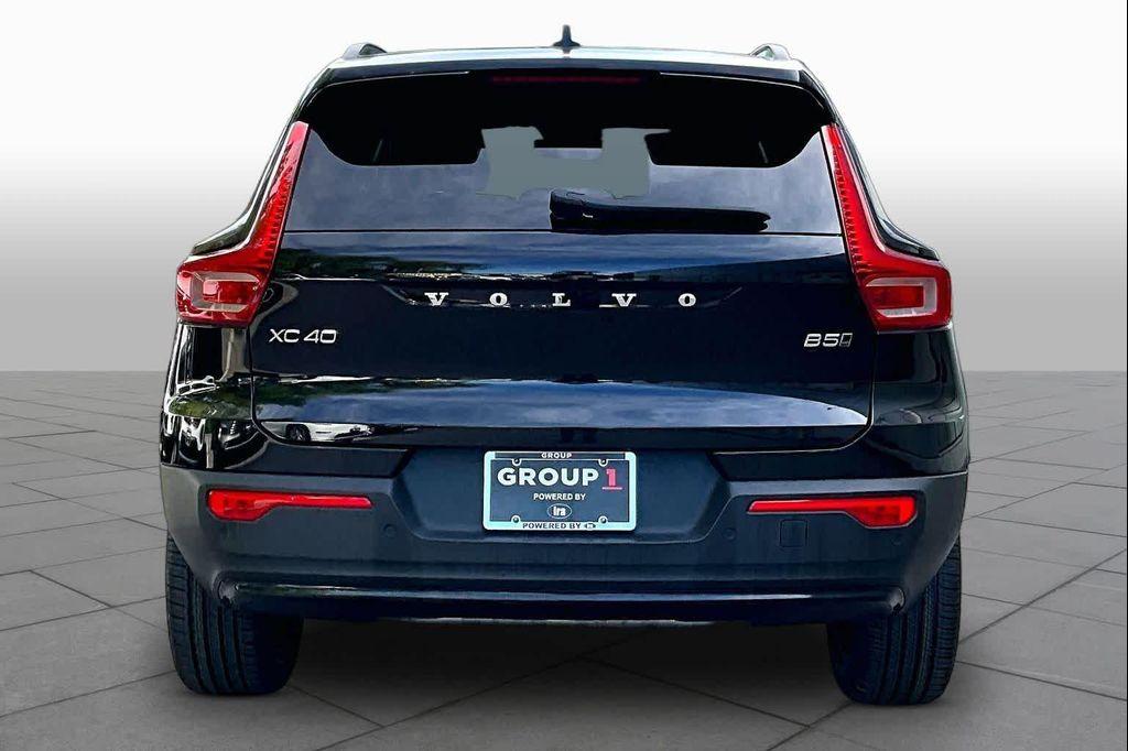 Volvo XC40 2024