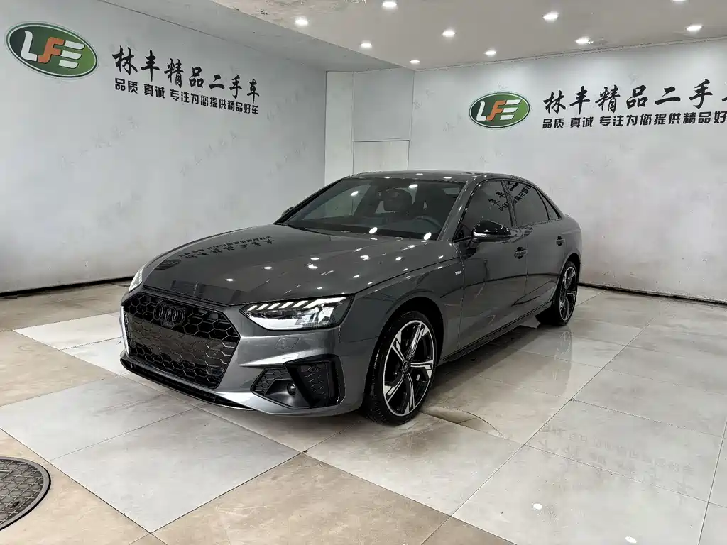 Audi A4 2025