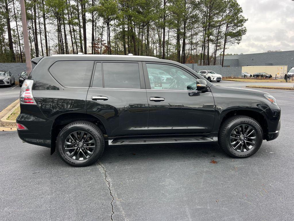 Lexus GX 2023