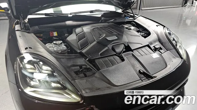 Porsche Cayenne 2020