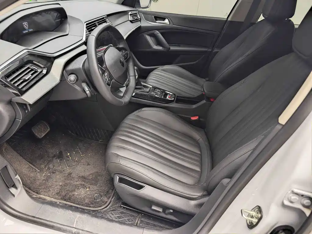 Peugeot 408 2025