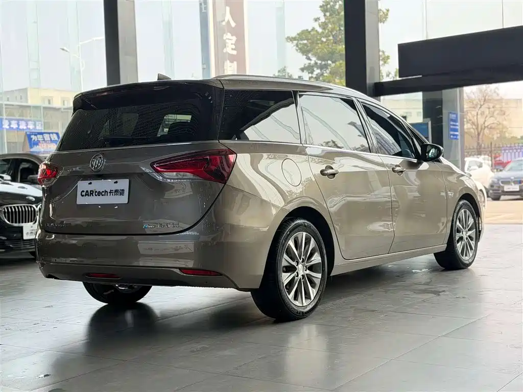 Buick GL6 2023