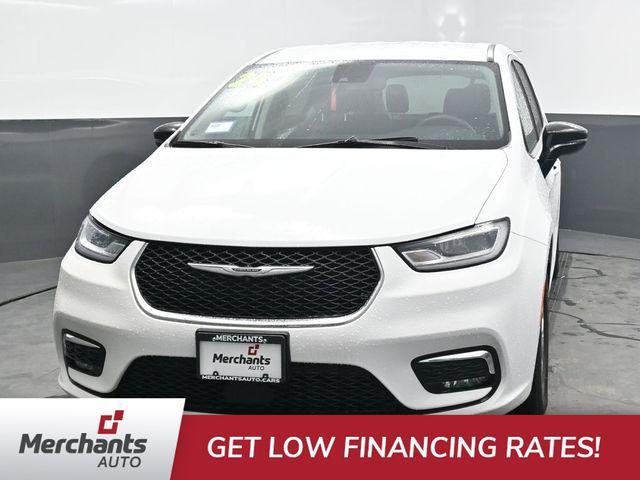 Chrysler Pacifica 2024