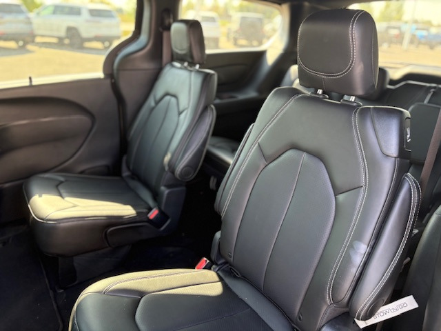 Chrysler Pacifica 2025