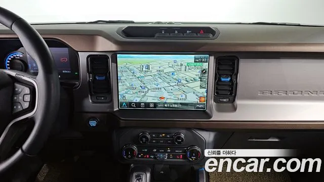 Ford Bronco 2022