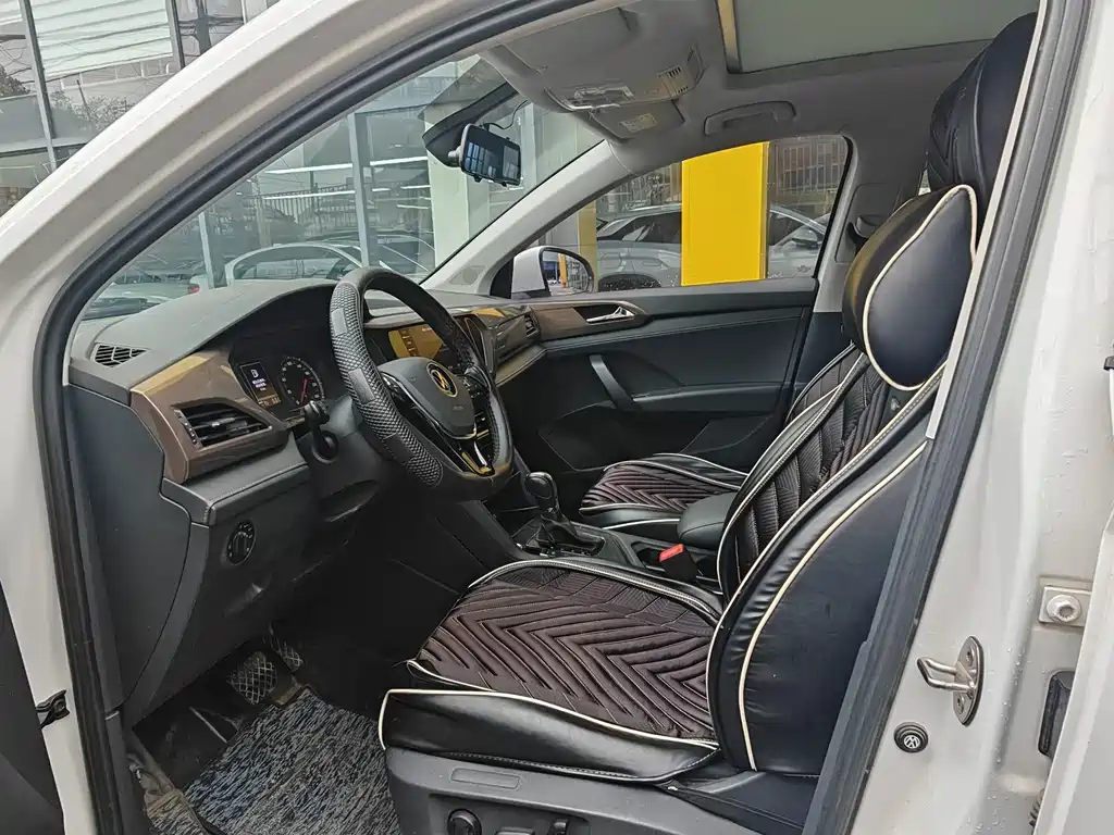 Volkswagen Tharu 2021