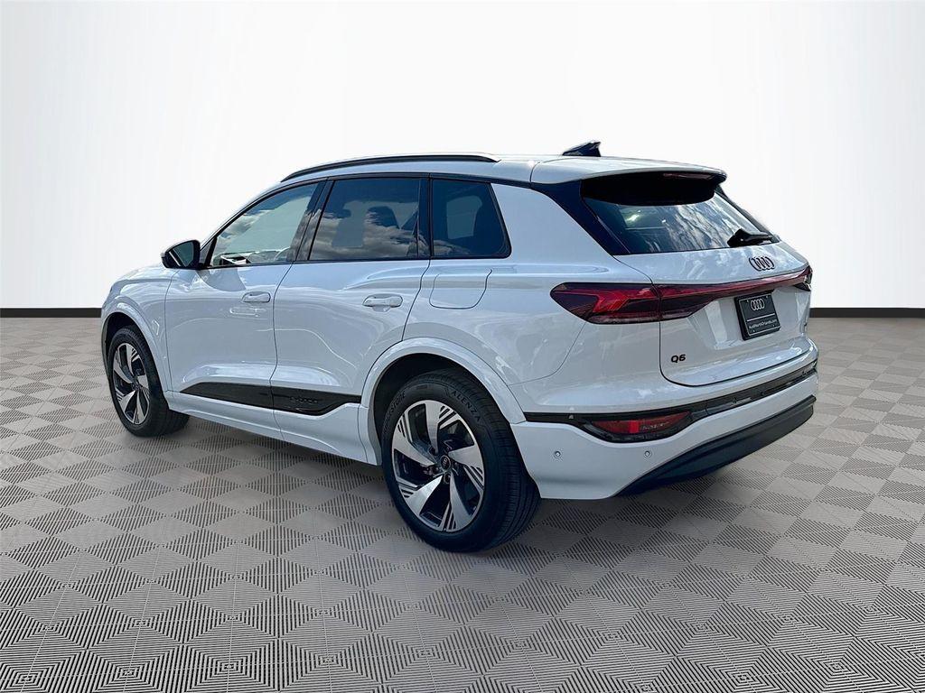 Audi Q6 e-tron 2025