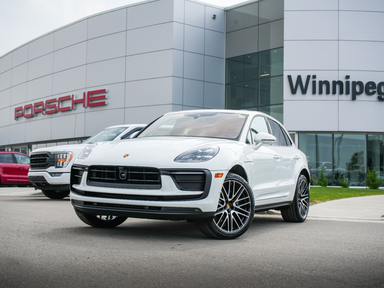 Porsche Macan 2025