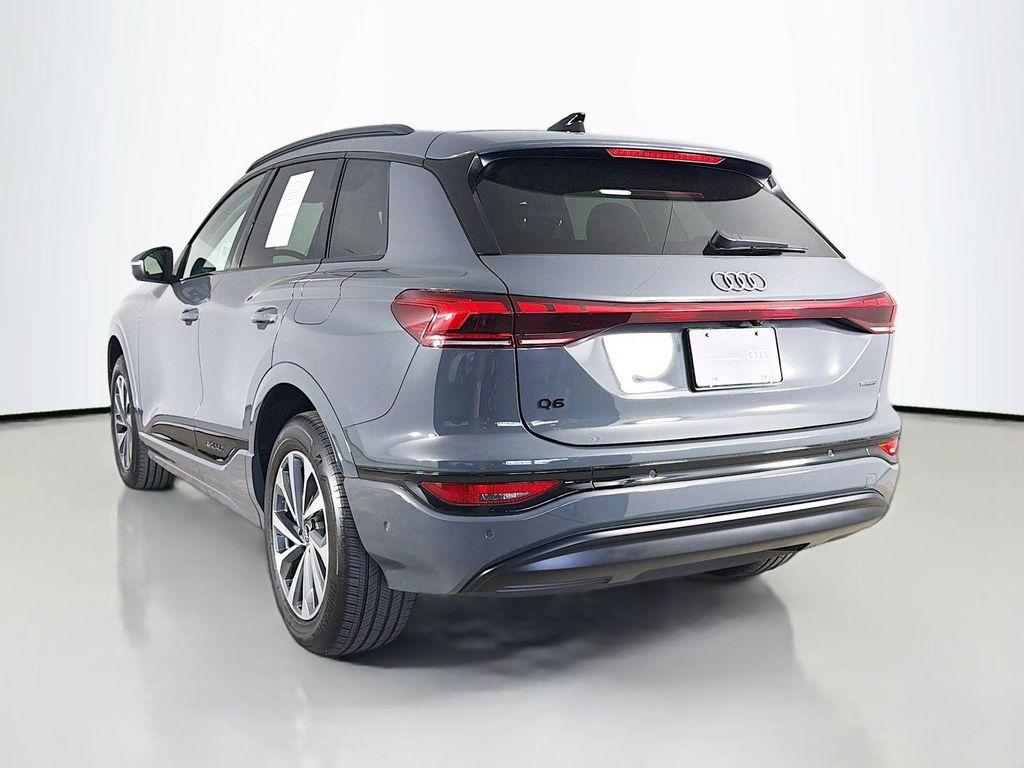 Audi Q6 e-tron 2025