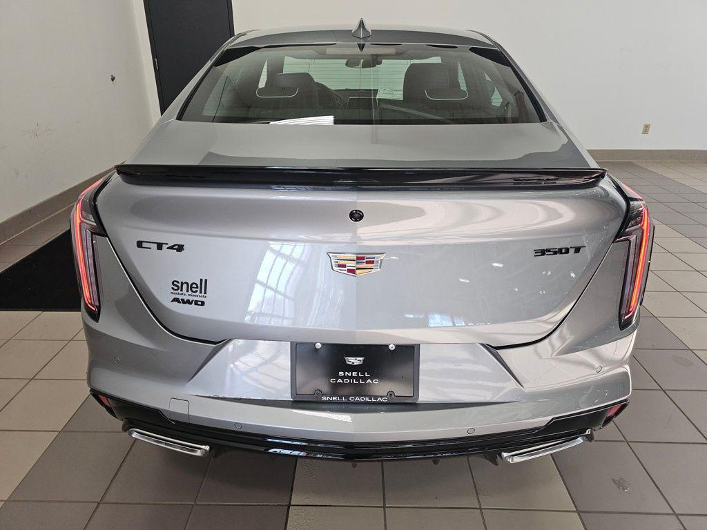 Cadillac CT4 2026