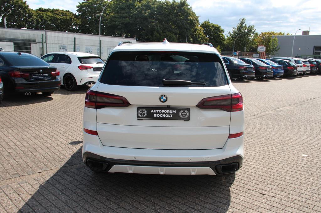 BMW X5 2022