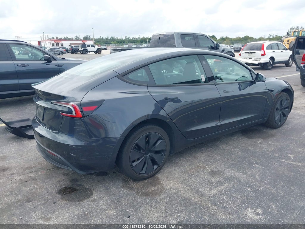 Tesla Model 3 2025