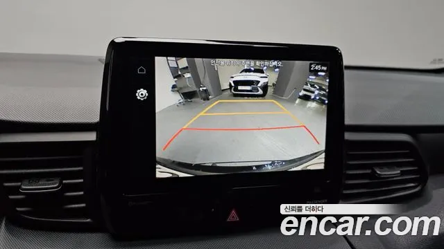 Hyundai Veloster 2021