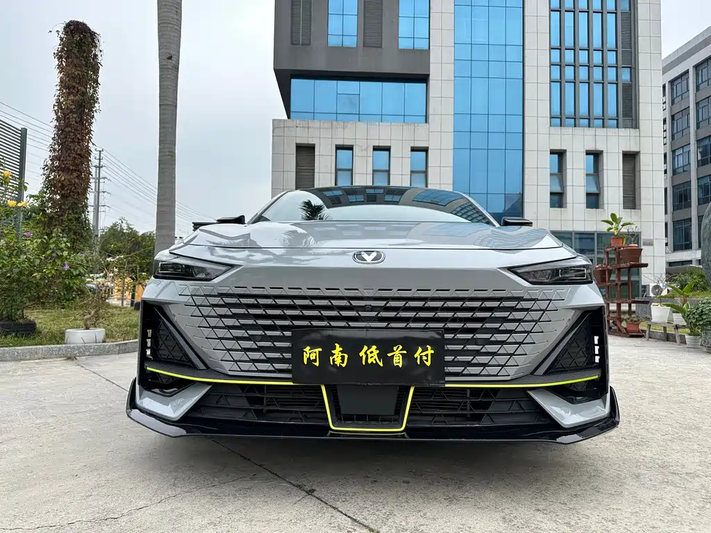 Changan UNI-V 2022
