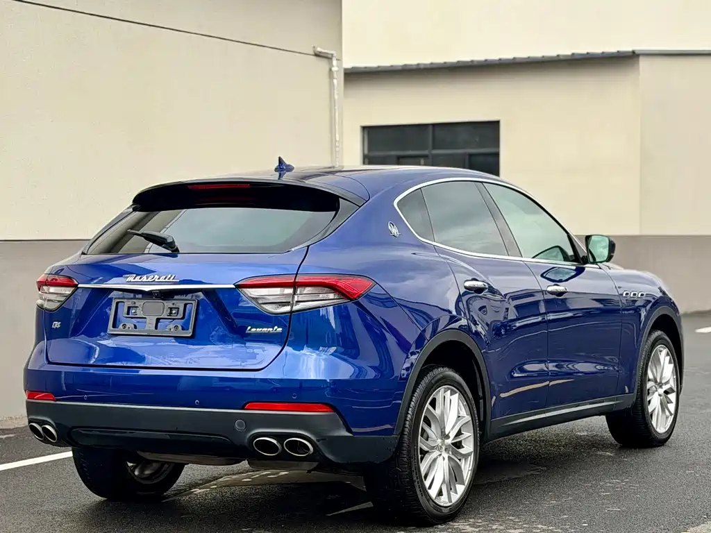 Maserati Levante 2022