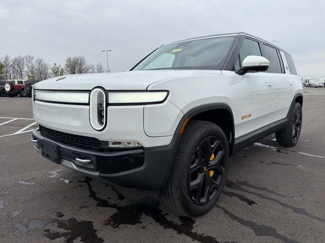 Rivian R1S 2024