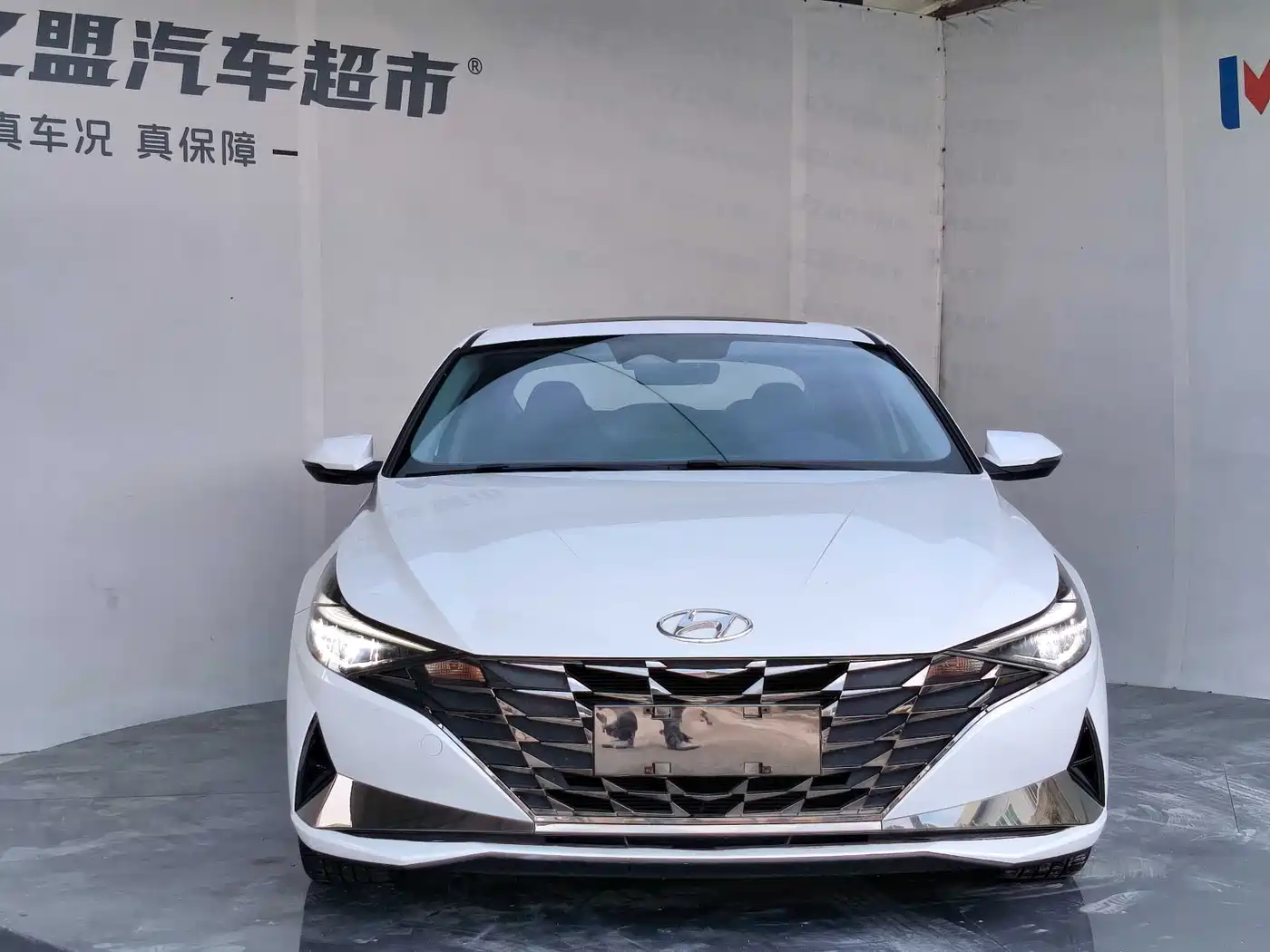 Hyundai Elantra 2022