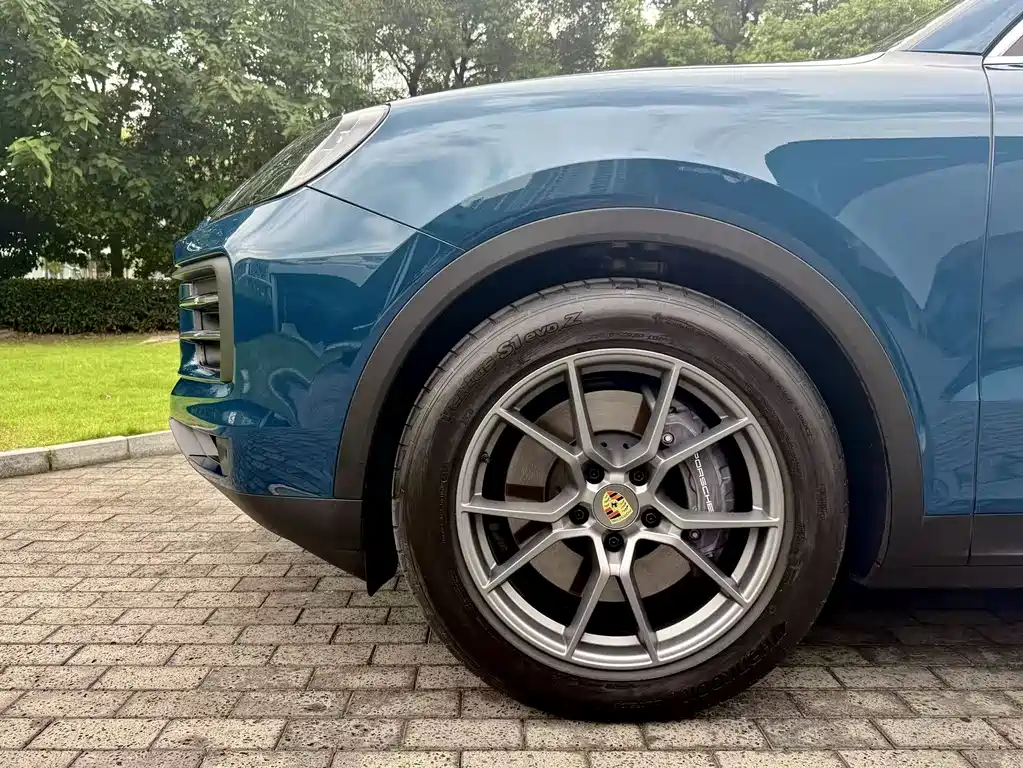 Porsche Cayenne 2024