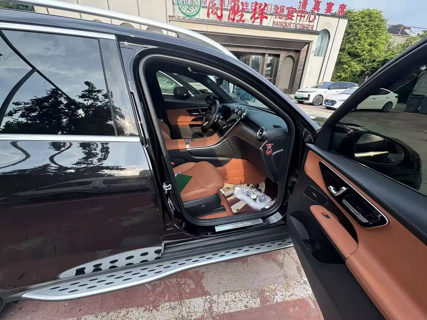 Mercedes-Benz GLC 2025