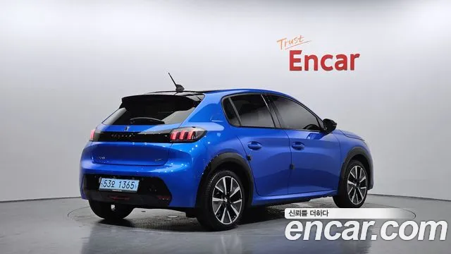 Peugeot 208 2022