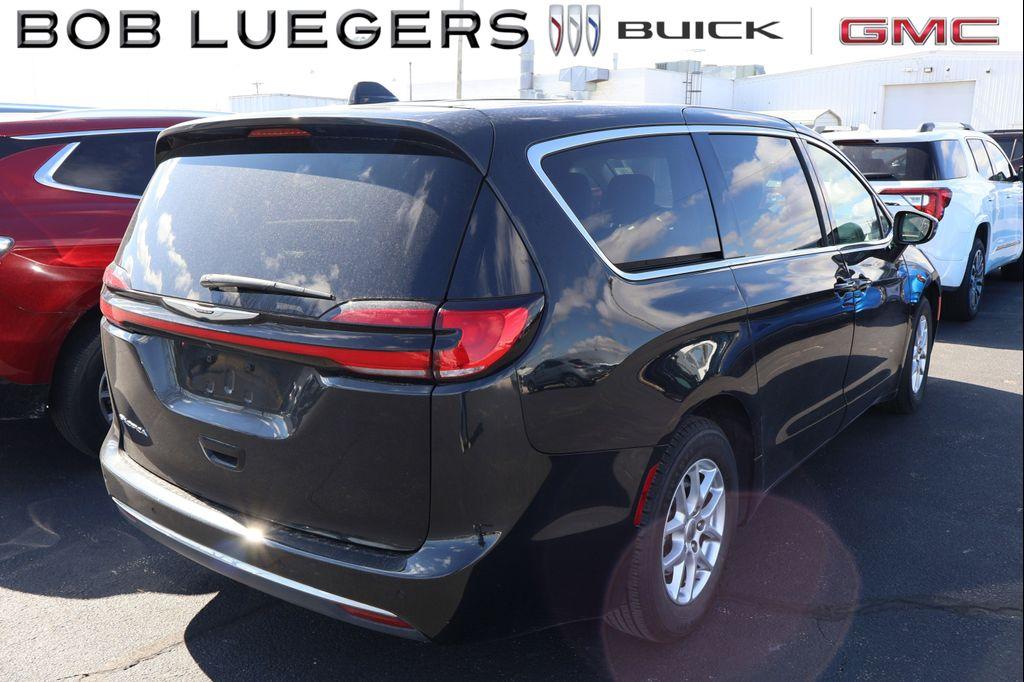 Chrysler Pacifica 2023