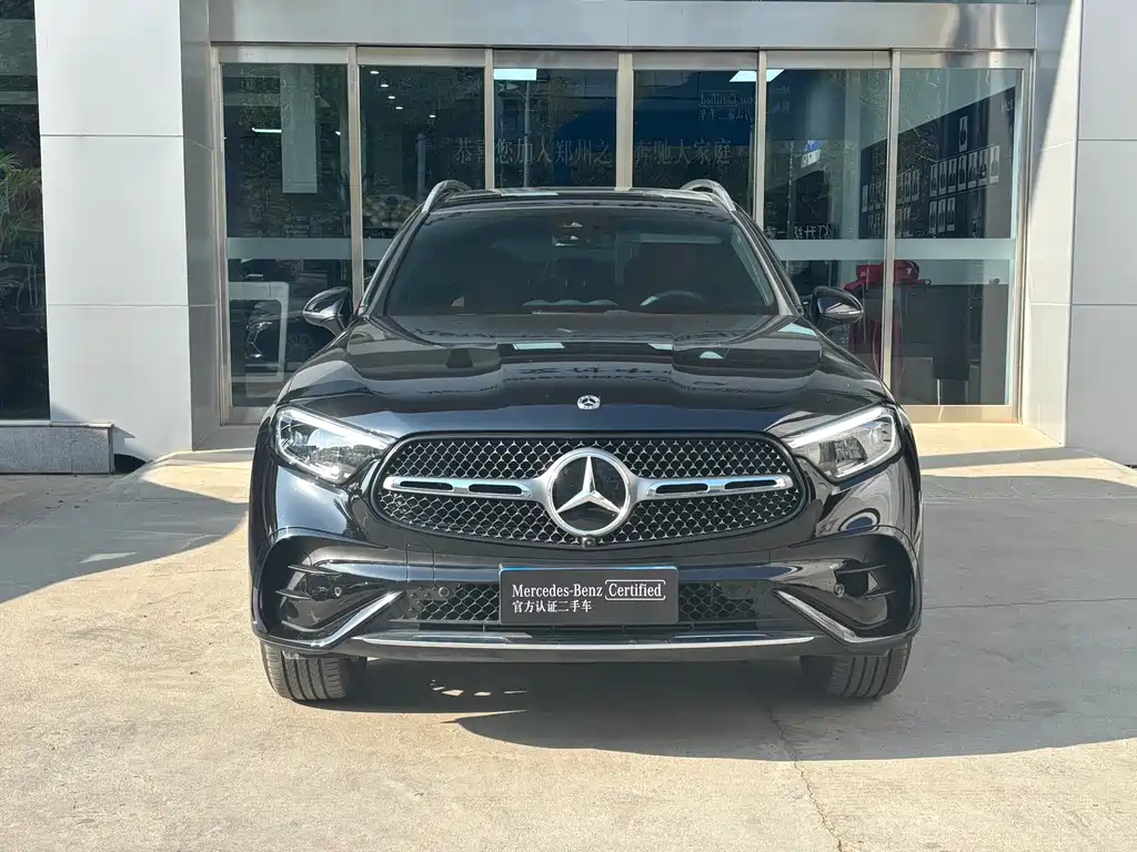 Mercedes-Benz GLC 2023