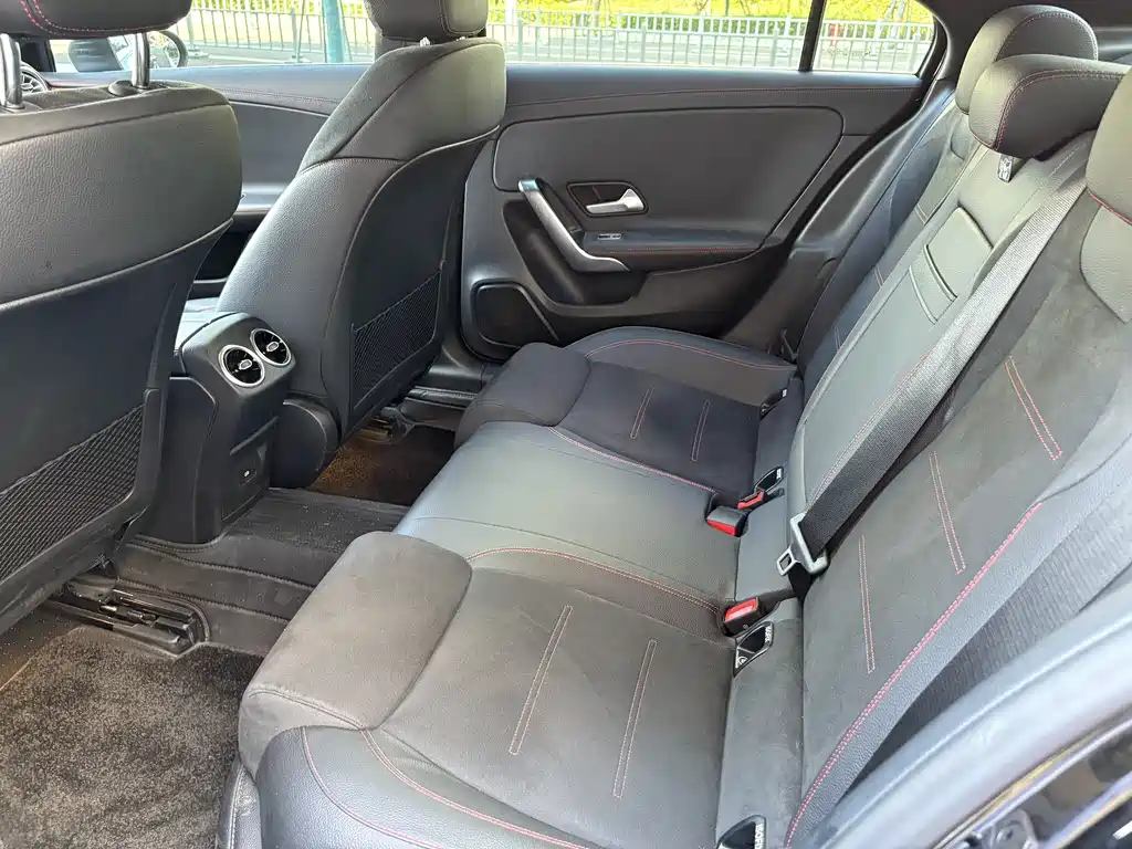 Mercedes-Benz A-Класс 2024