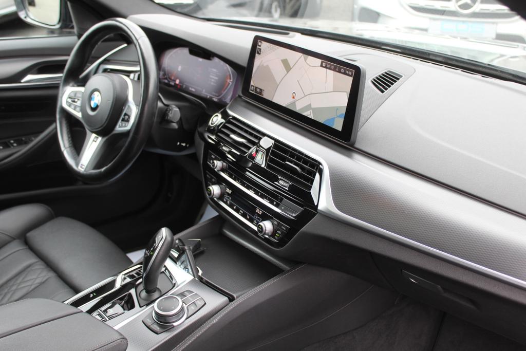 BMW 530 2022